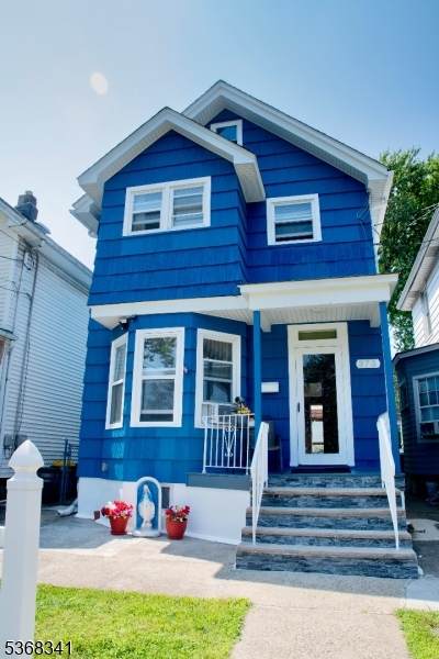 373 Hickory St - Photo 1