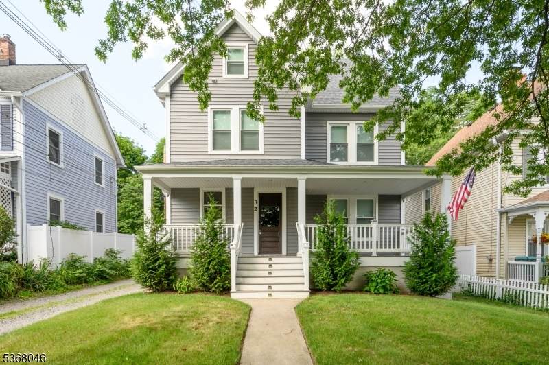 32 Woodland Ave Unit 2 - Photo 1