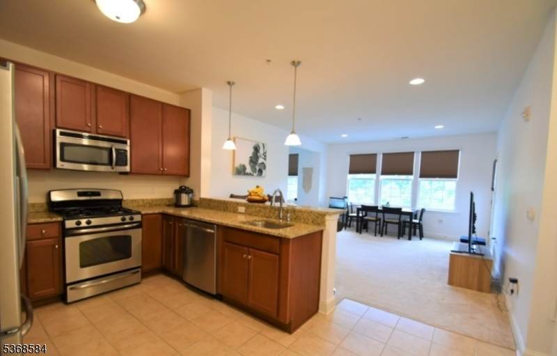 5316 Sanctuary Blvd - Photo 1