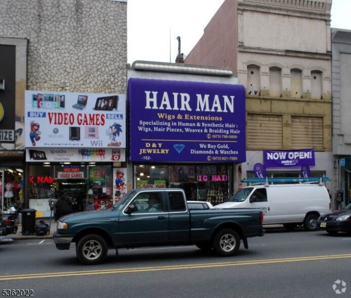 152 Market St - Photo 1