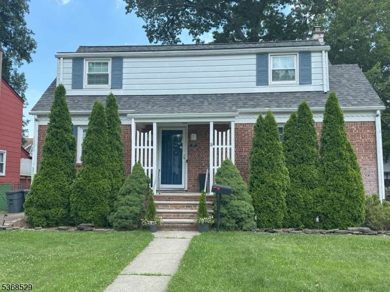 17 Birchwood Dr - Photo 1
