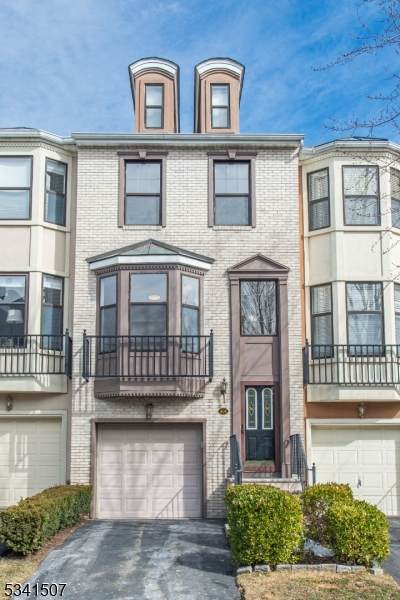 431 Hartford Dr - Photo 1