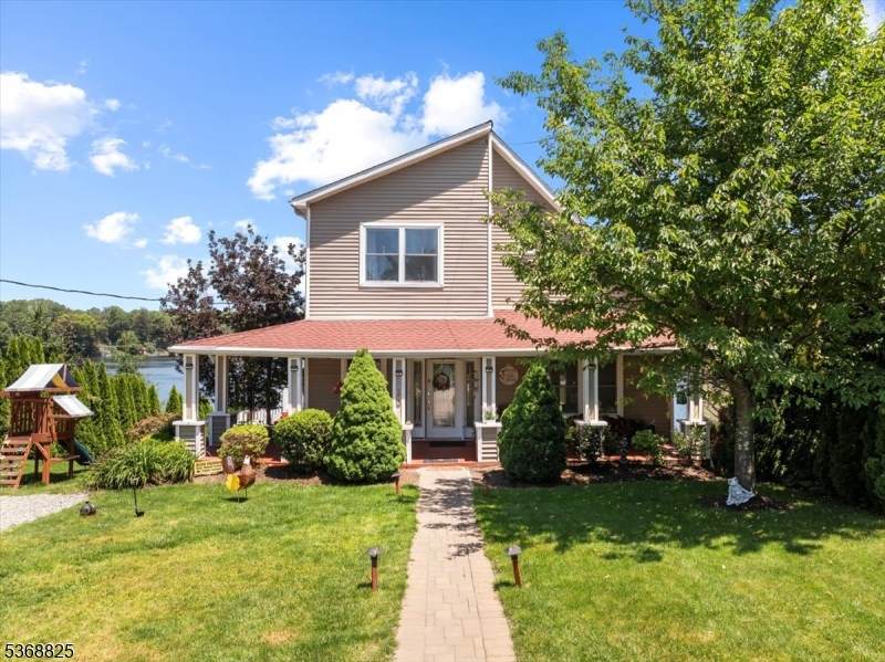 10 Emerson Rd - Photo 1