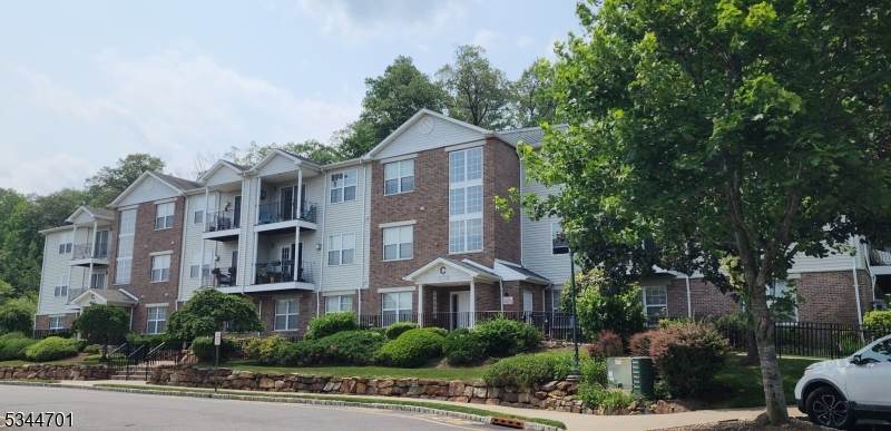 85 Mountainview Ct - Photo 1