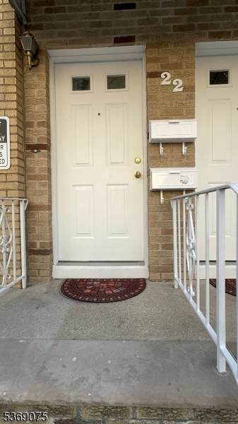 22 E Price St - Photo 1