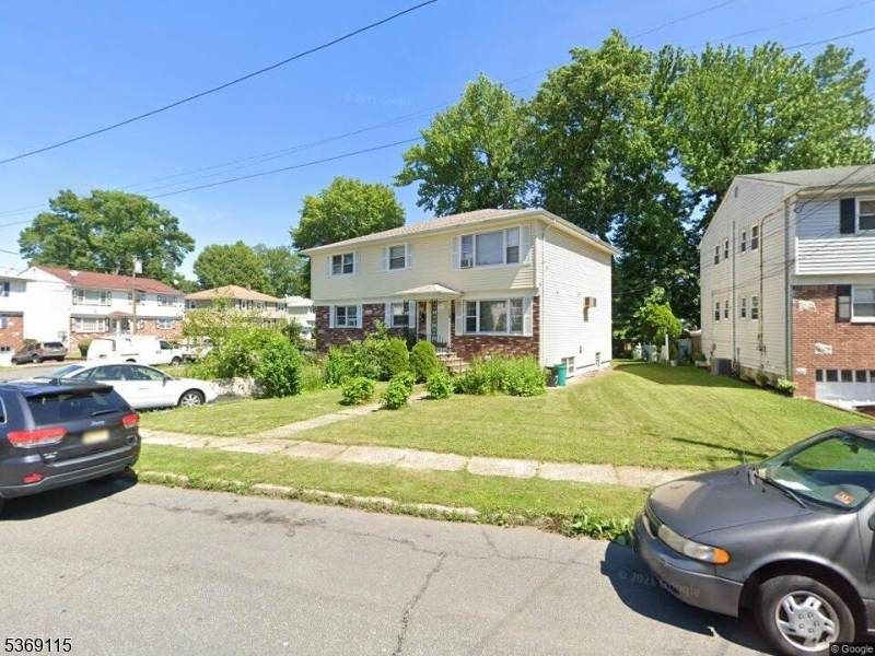 710 Gates Ter - Photo 1