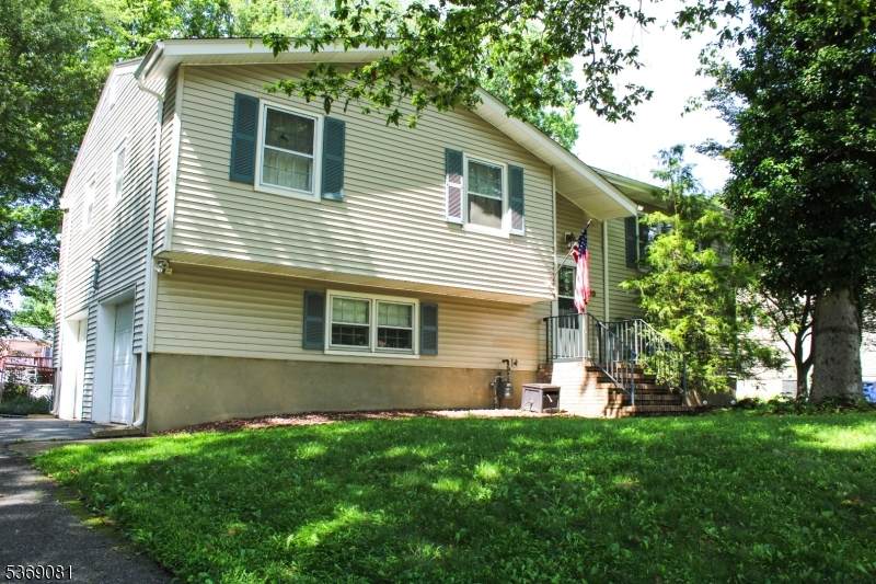10 Carson Rd - Photo 1