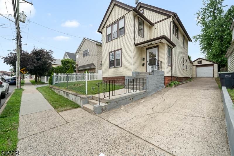 86 W Main St - Photo 1