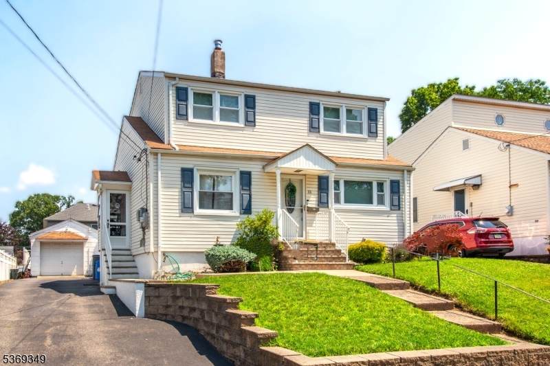 88 Ozone Ave - Photo 1