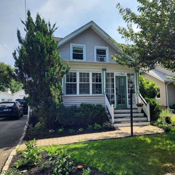 8 Maple Ave - Photo 1