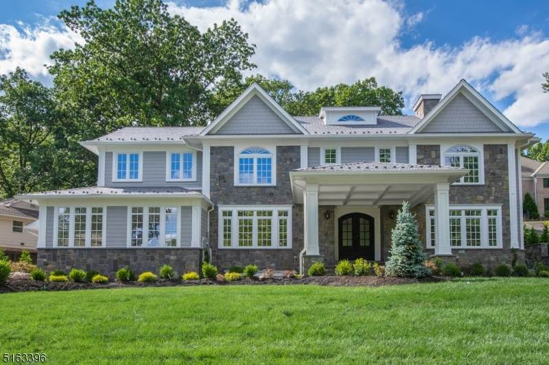 368 Hartshorn Dr - Photo 1
