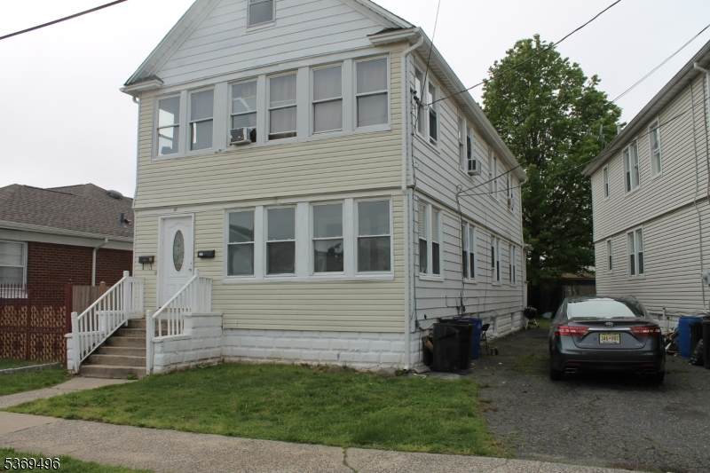 67 Edgar St - Photo 1