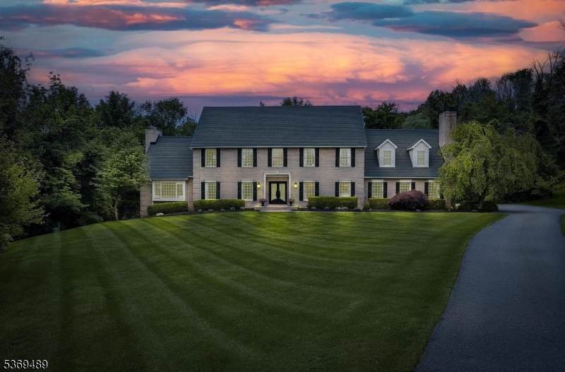 111 Lambert Dr - Photo 1