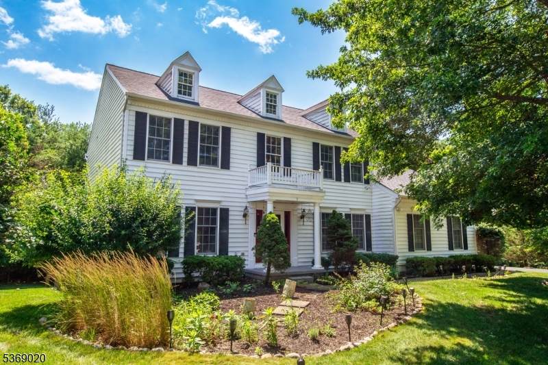5 Savannah Court - Photo 1