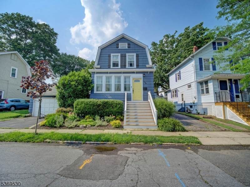 158 Lexington Ave - Photo 1