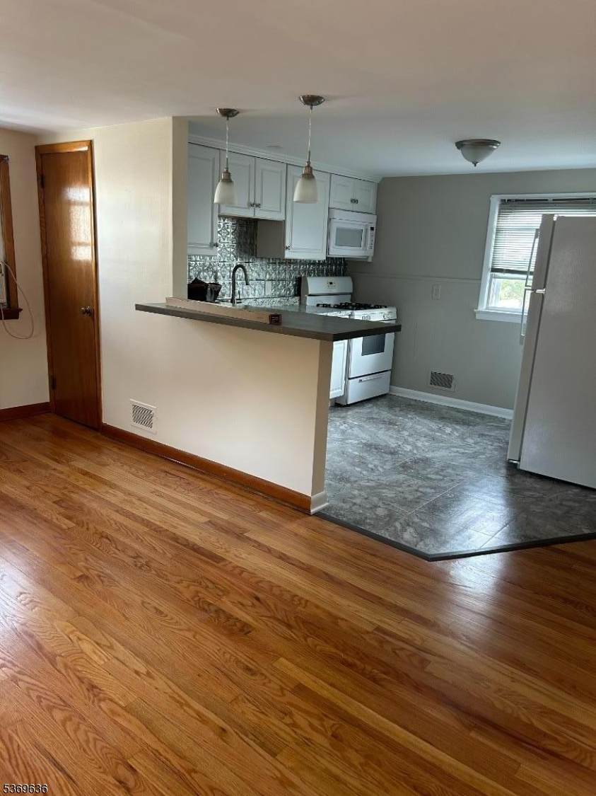 234 West High St - Photo 1