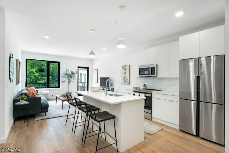 803 South Ave - Photo 1