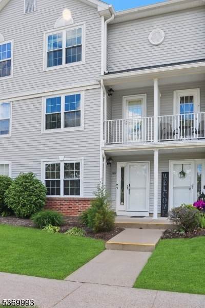 302 Mercer Ct - Photo 1