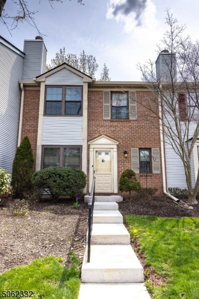 6 Lyon Ln - Photo 1