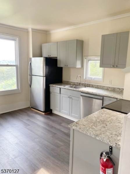 242 Washington Street - Photo 1