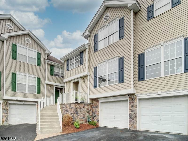 35 Brock Ln - Photo 1