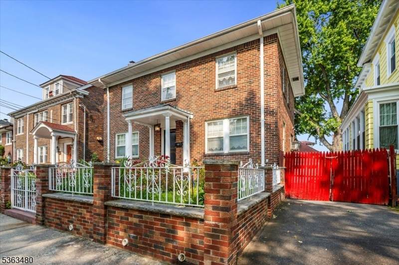 436 Ridge St. - Photo 1