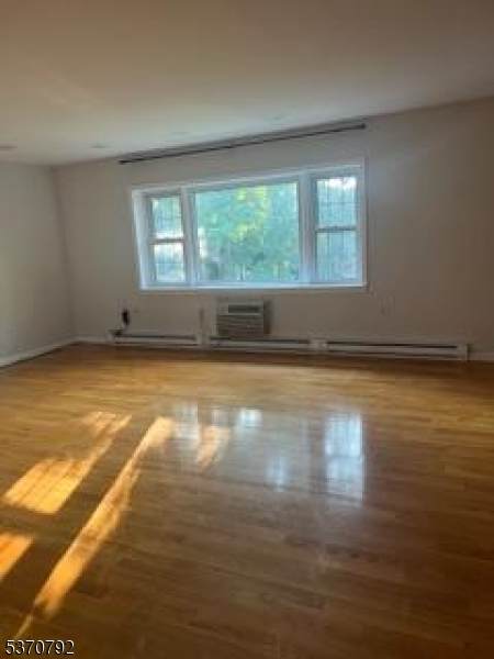 206 Main St - Photo 1