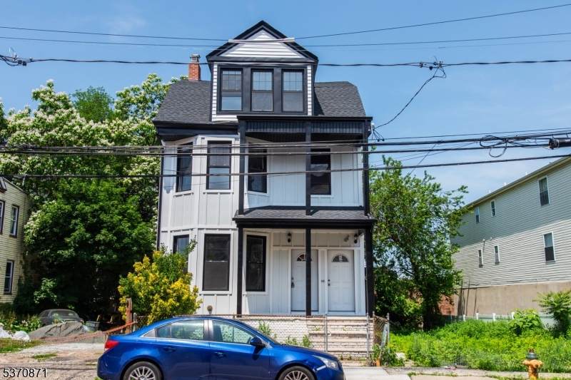 181 S 11Th St - Photo 1