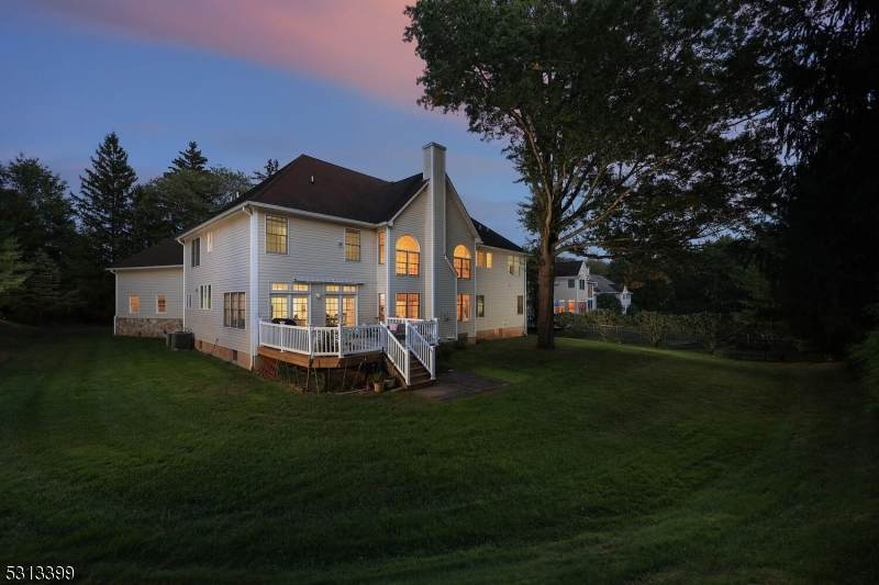 18 Wildwood Ter - Photo 1