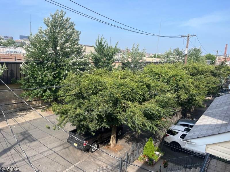 27 Camp St - Photo 1