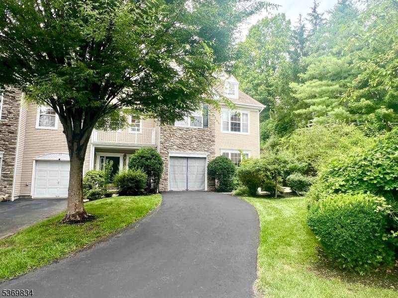 35 Cannon Ct - Photo 1