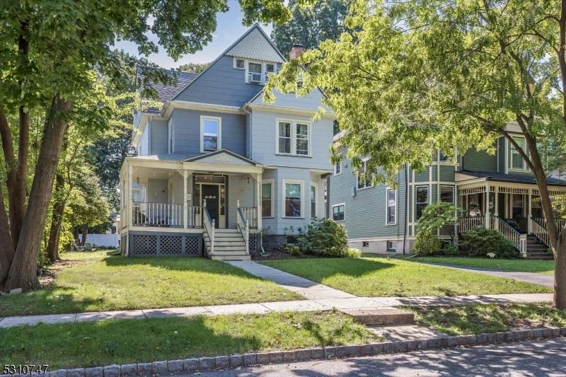 121 Midland Ave - Photo 1