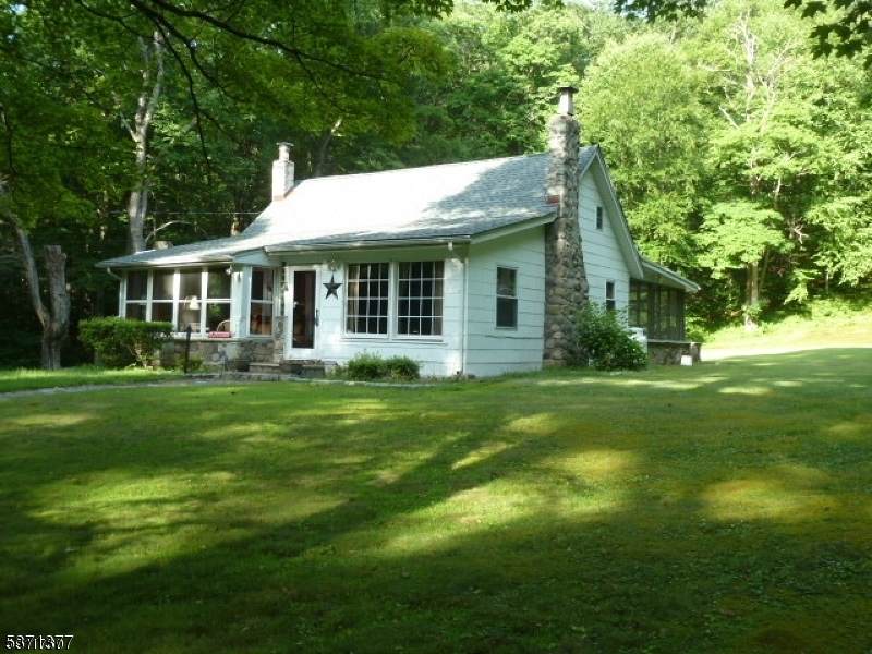 860 Burnt Meadow Rd - Photo 1