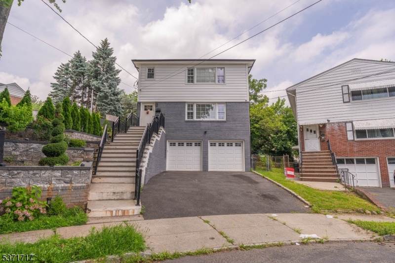 25 Evelyn Ct - Photo 1