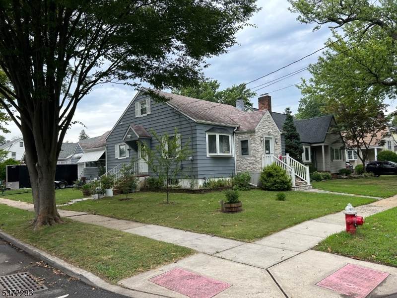 332 Hamilton St - Photo 1