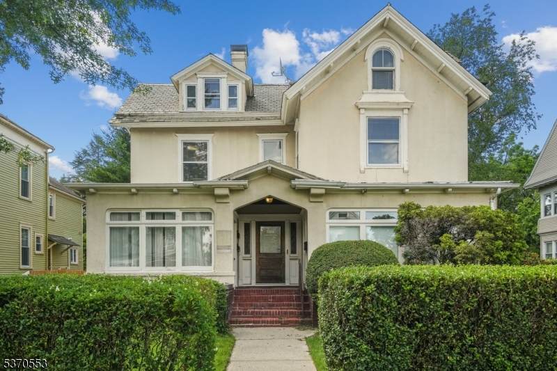 94 Park St - Photo 1