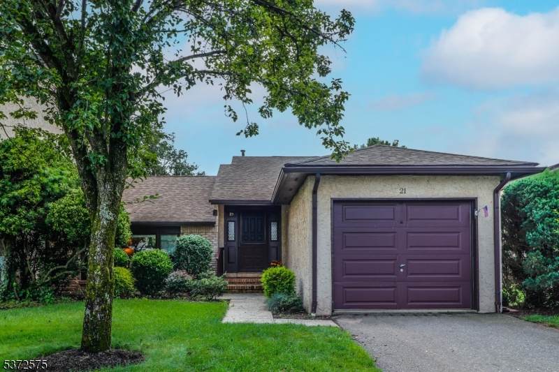 21 Teaberry Dr - Photo 1