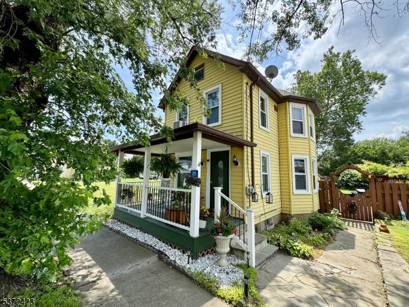 25 Decatur St - Photo 1