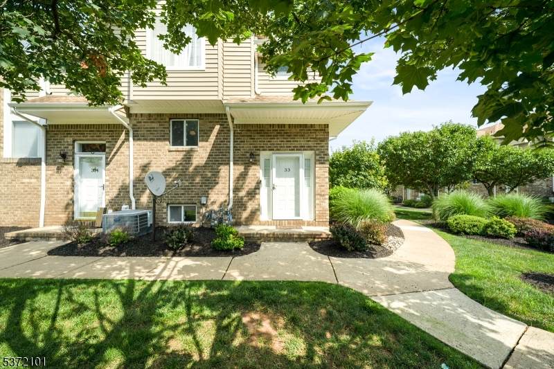 33 Marina View Dr - Photo 1