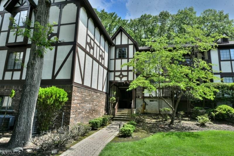 3106 Stowe Ln - Photo 1