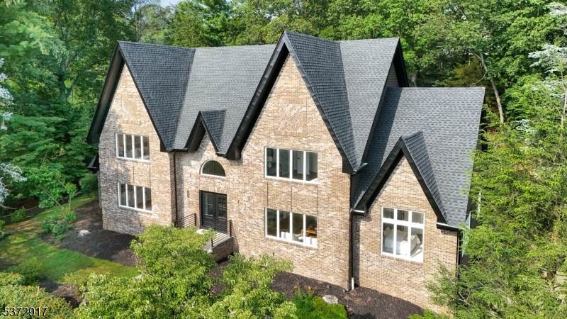 63 Westview Rd - Photo 1