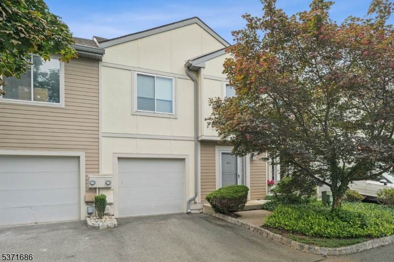 603 Park Pl - Photo 1