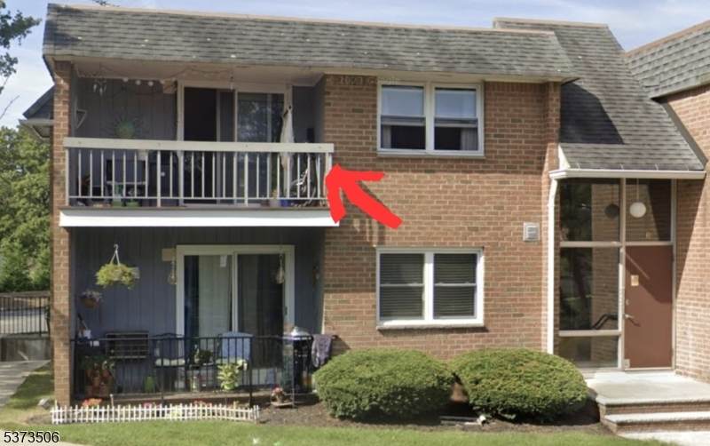 807 Eves Dr - Photo 1
