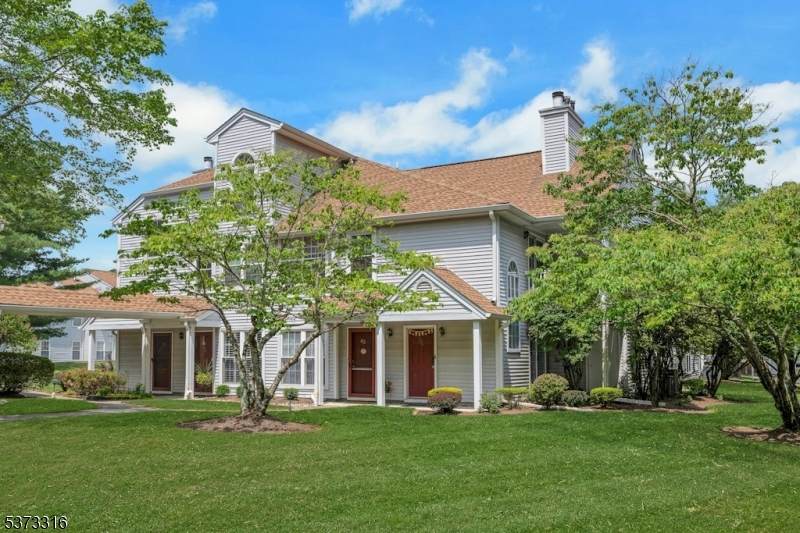 64 Homestead Ln - Photo 1