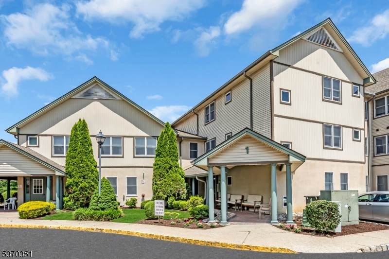 47 Park Edge - Photo 1