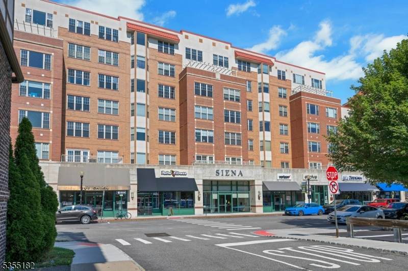 48 S Park St - Photo 1