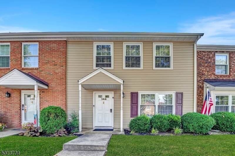 144 Gettysburg Way - Photo 1