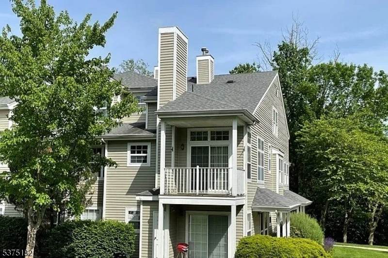 1114 Hyde Park Ct - Photo 1