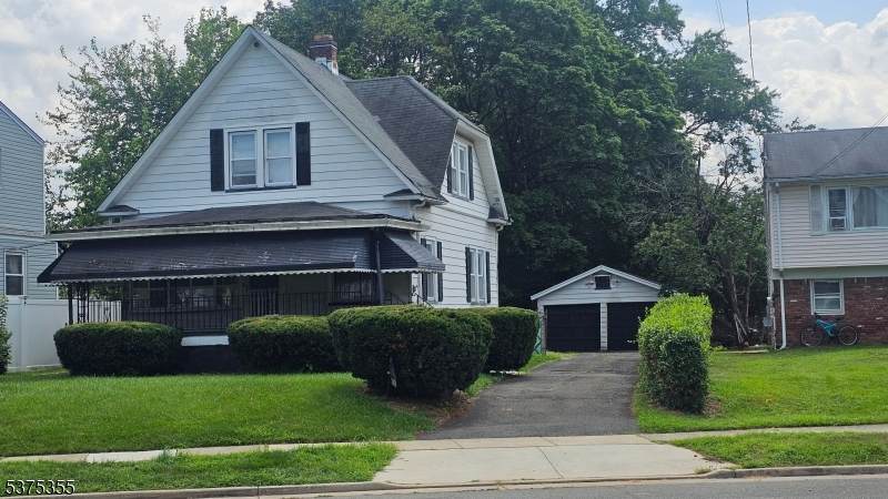 1206 E 2Nd St - Photo 1