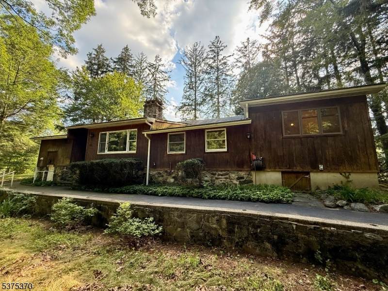 24 E Park Dr - Photo 1